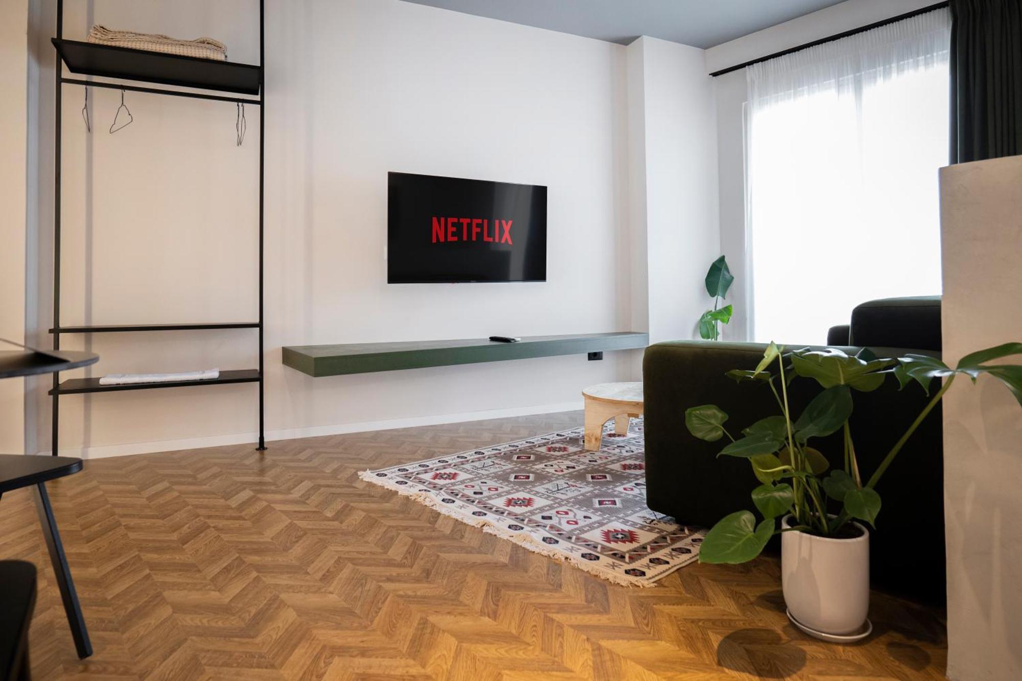 Muz Studios Tiranë Ngoại thất bức ảnh
