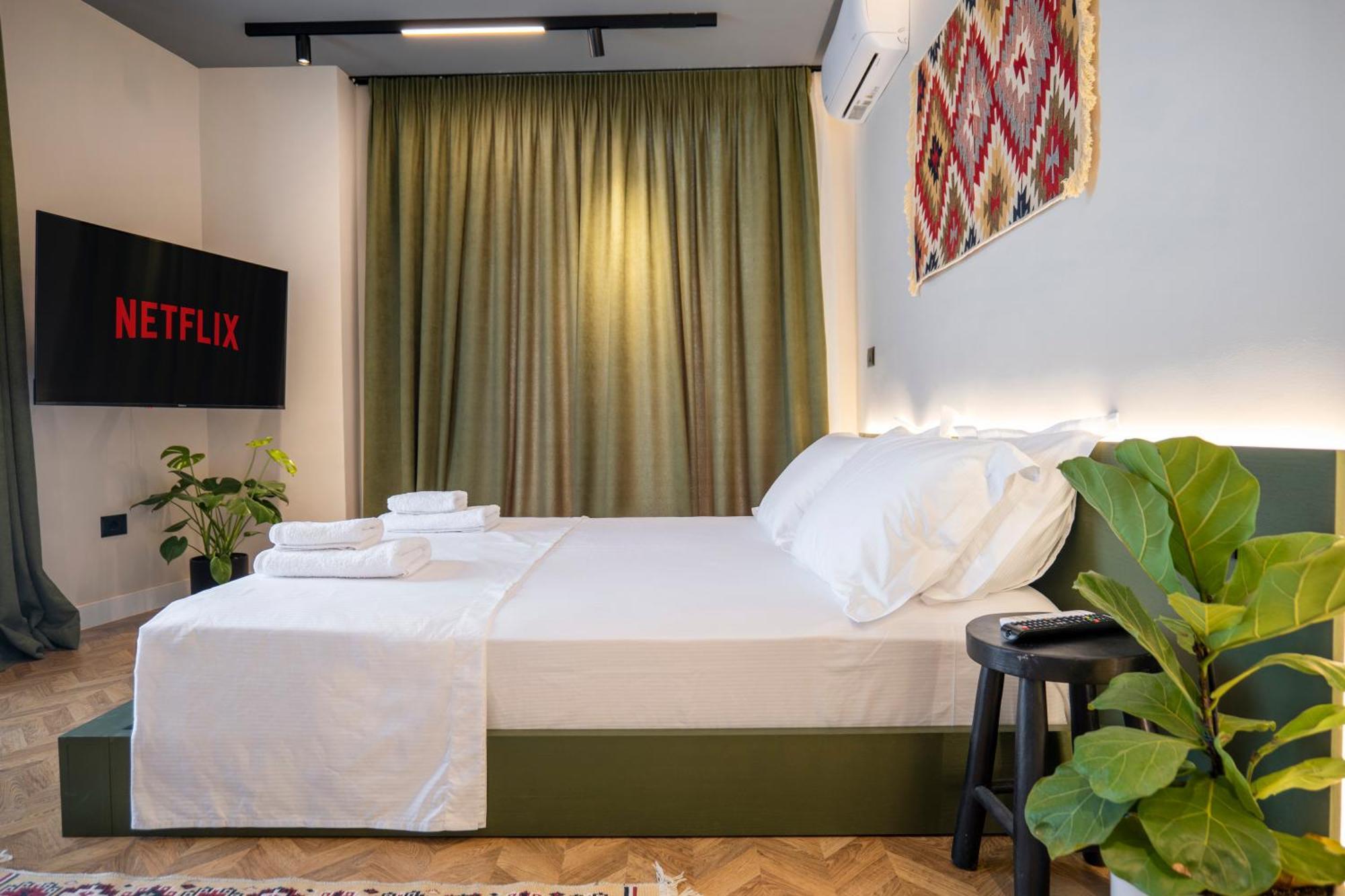 Muz Studios Tiranë Ngoại thất bức ảnh